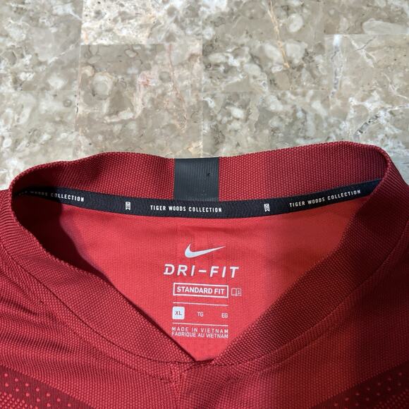 Nike Tiger Woods Polo Shirt Mens XL Sunday Red Blade Collar Snap Golf CT3797 - Picture 5 of 9